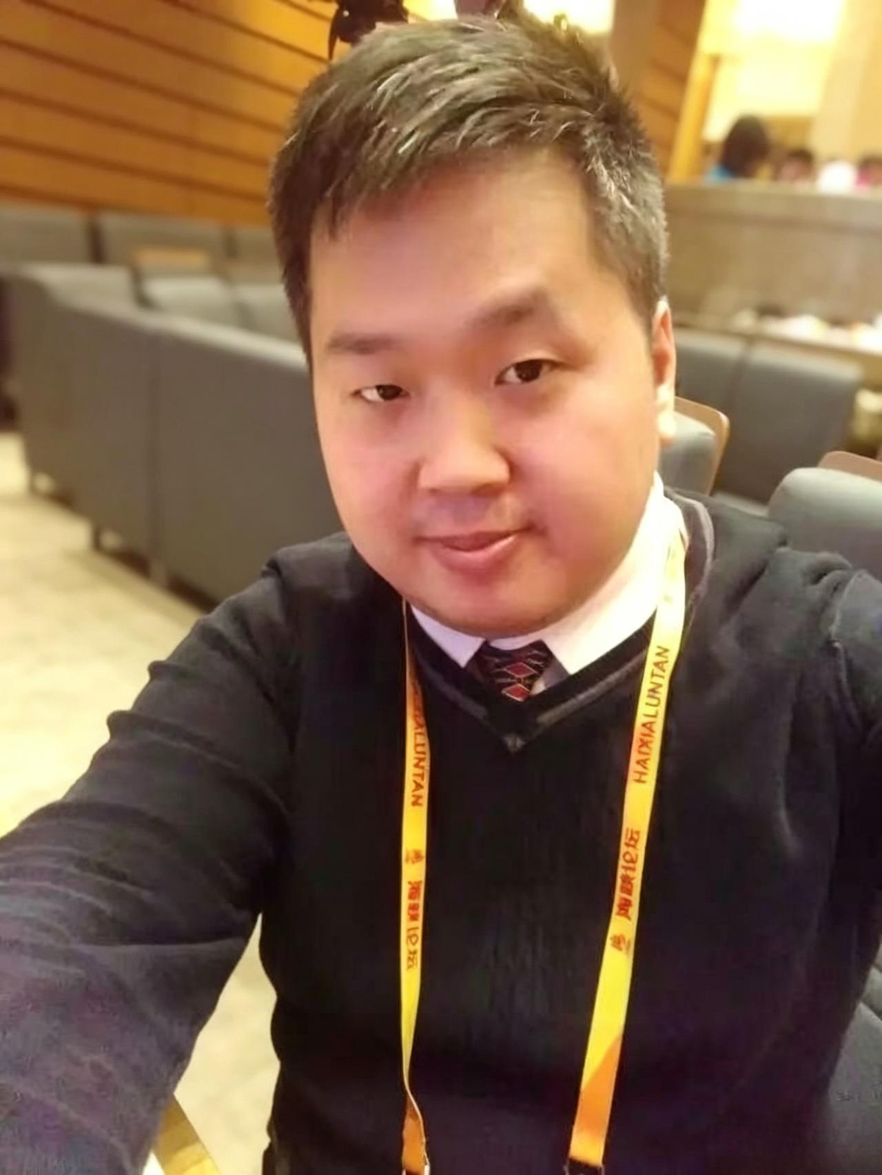 必须彻底剥去台当局的“执法”画皮！大陆法律对台独暴力分子零容忍！
 
从法理上，