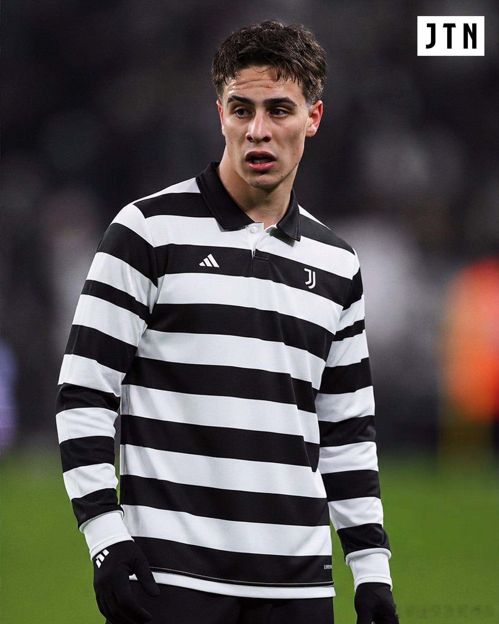 尤文图斯25-26赛季第四球衣谍照，横条纹灵感来自1996-97赛季的赛前热身服