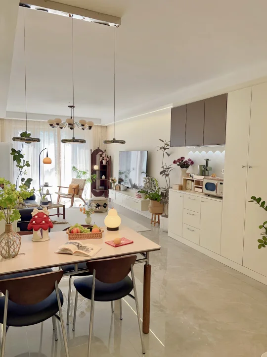 跟风追成功的一次，喜欢我的餐桌布置