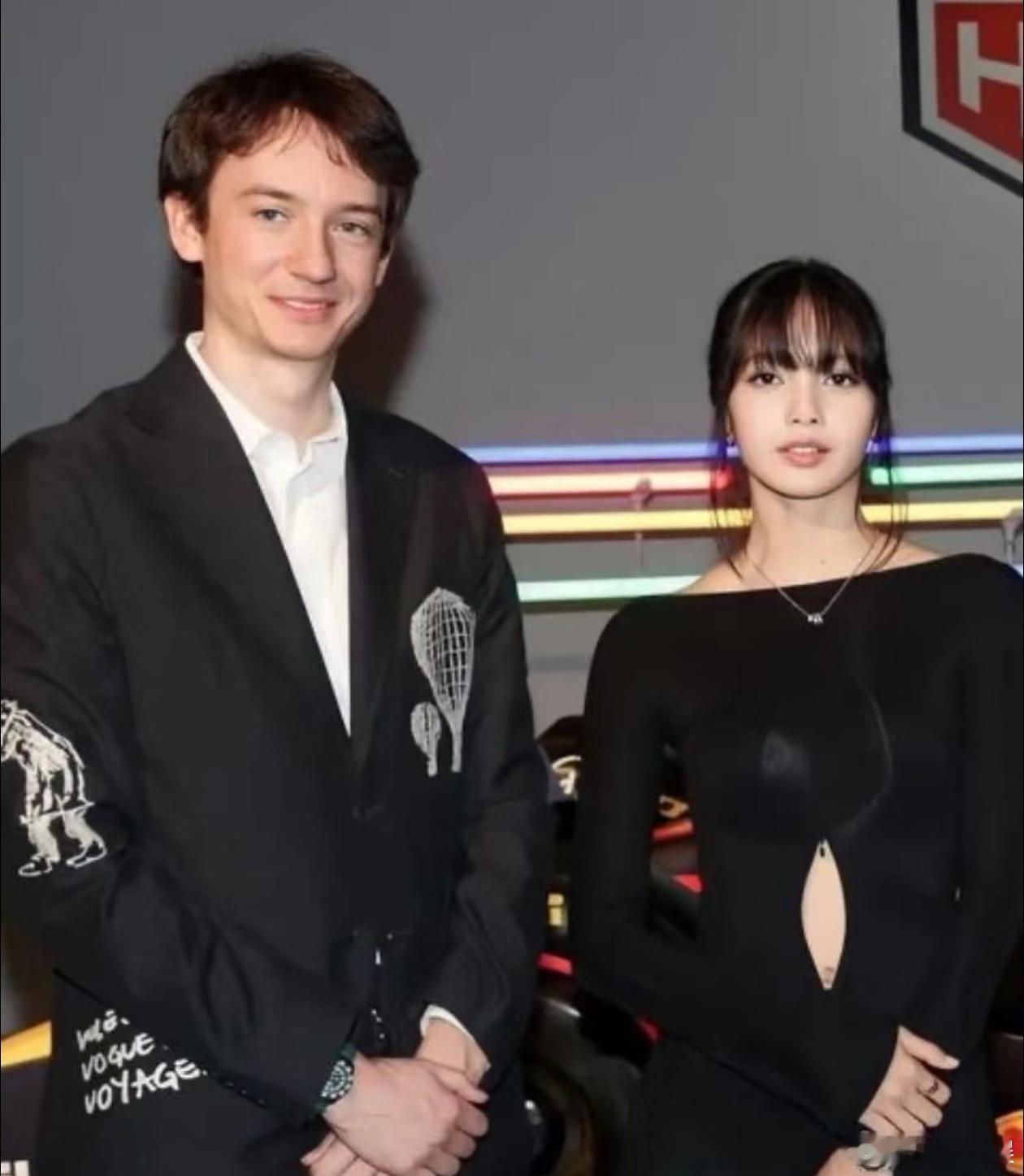 LV三公子和Lisa疑似分手LV三子ins取关Lisa 这是分手了么