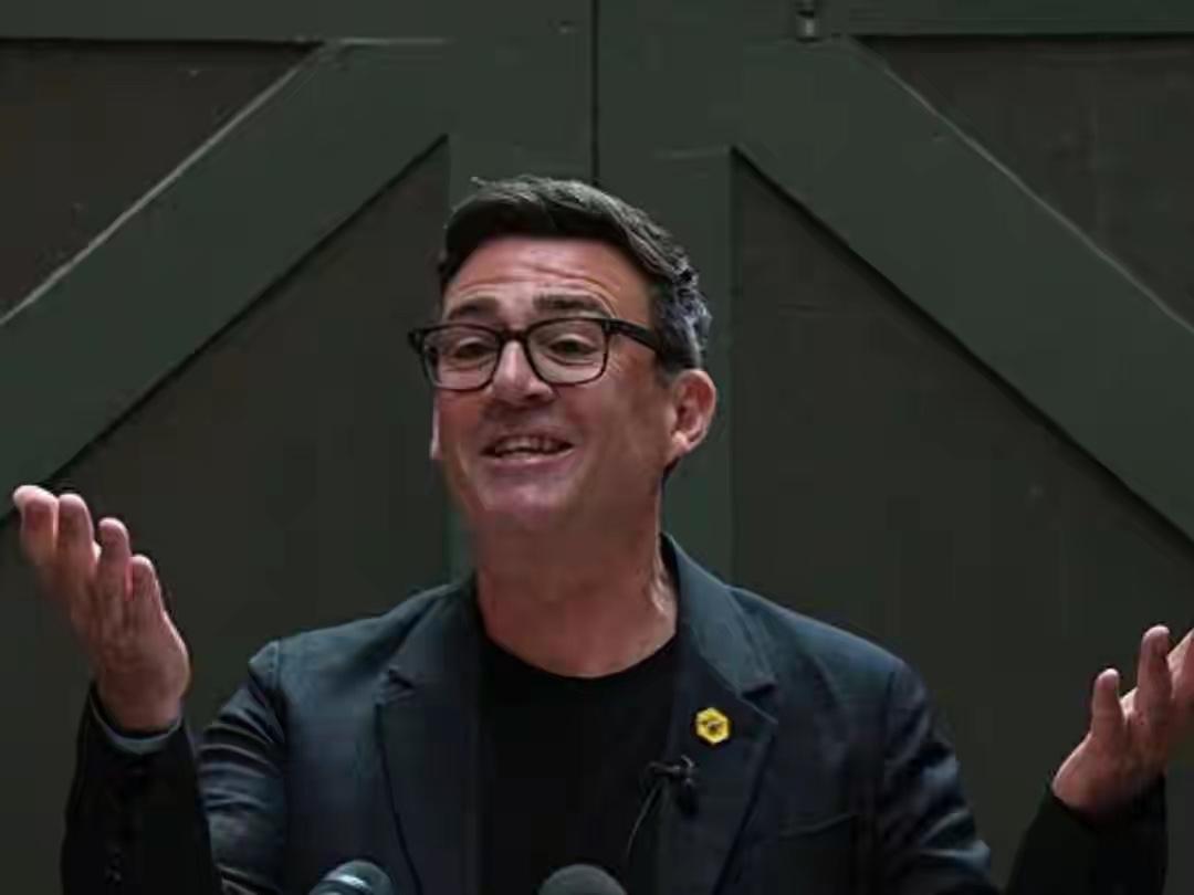 英国新首相太硬气了！当众硬刚普京：我就力挺乌克兰，不服来打我
7月20日才上台的