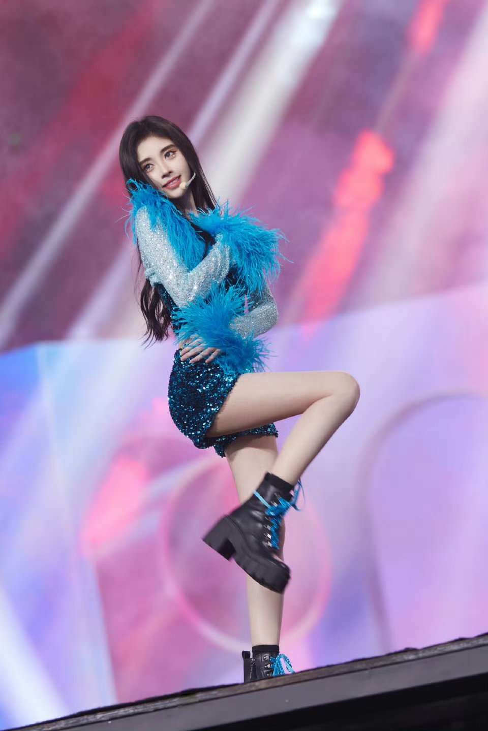 鞠婧祎丝芭 20年合约鞠婧祎～～鞠婧祎已与丝芭解除合约鞠婧祎