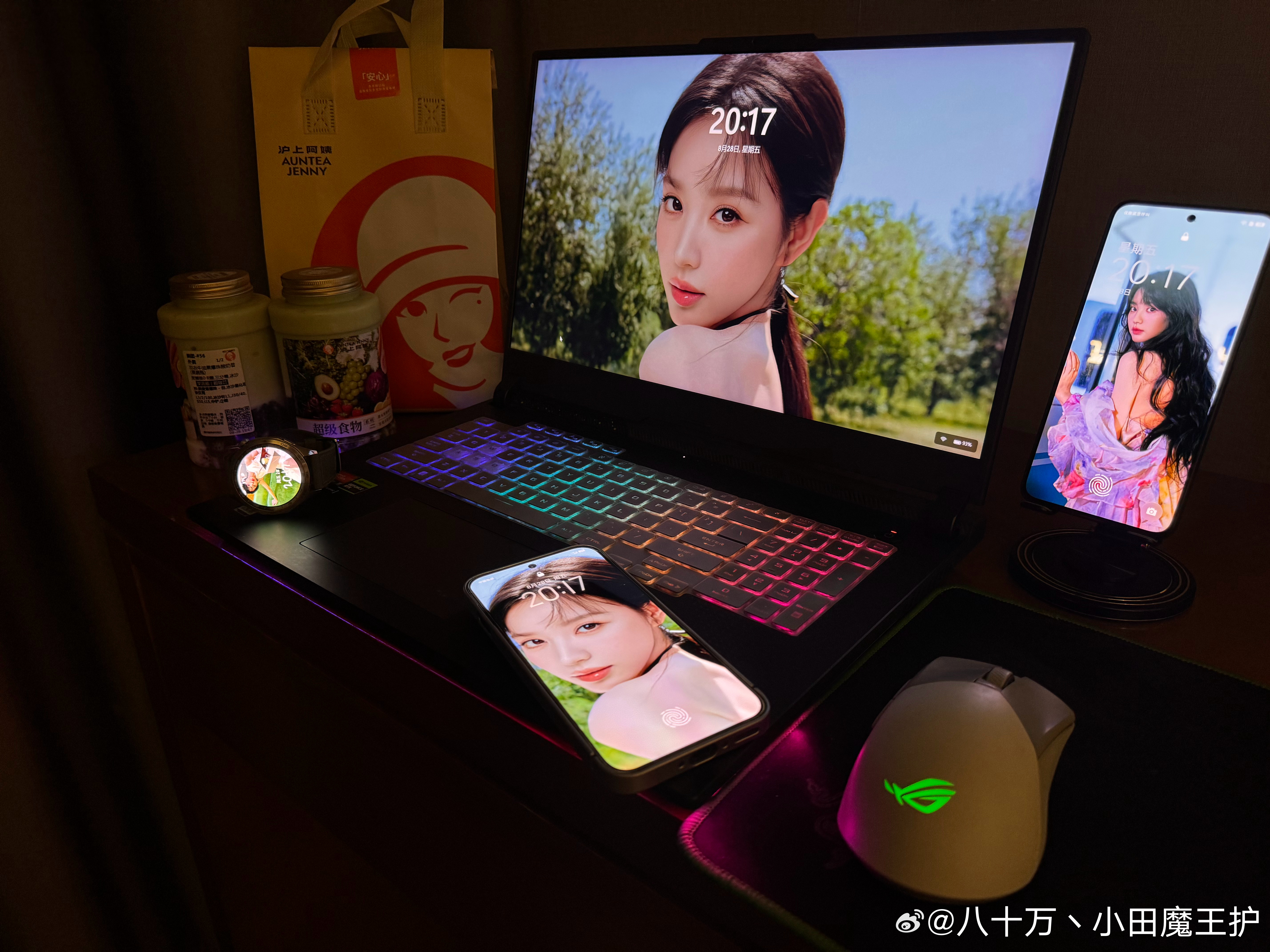 今天晚餐，必须摆拍一下，各位品鉴[喵喵]田曦薇[超话] ​​​