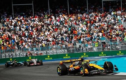 F1维斯塔潘236分仍无冠军希望,四冠王首次赛季中途出局
维斯塔潘尽管积分达到2