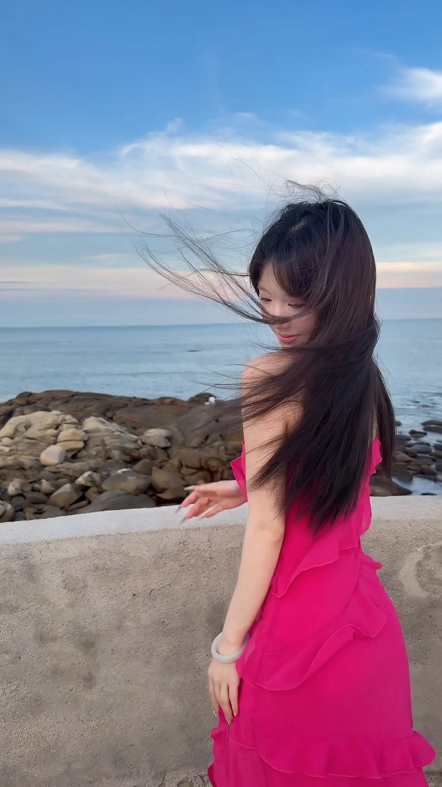 做咩唔开心阿握一握咪过去咯