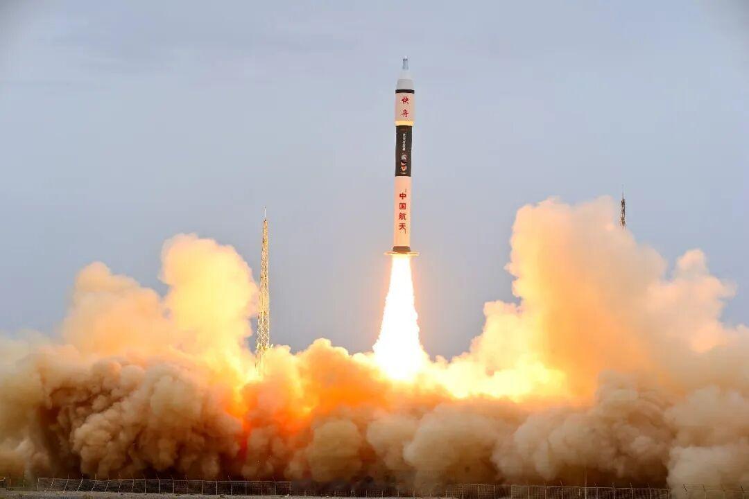 【快舟十一号遥十三运载火箭发射成功】北京时间2026年6月17日11时58分，快