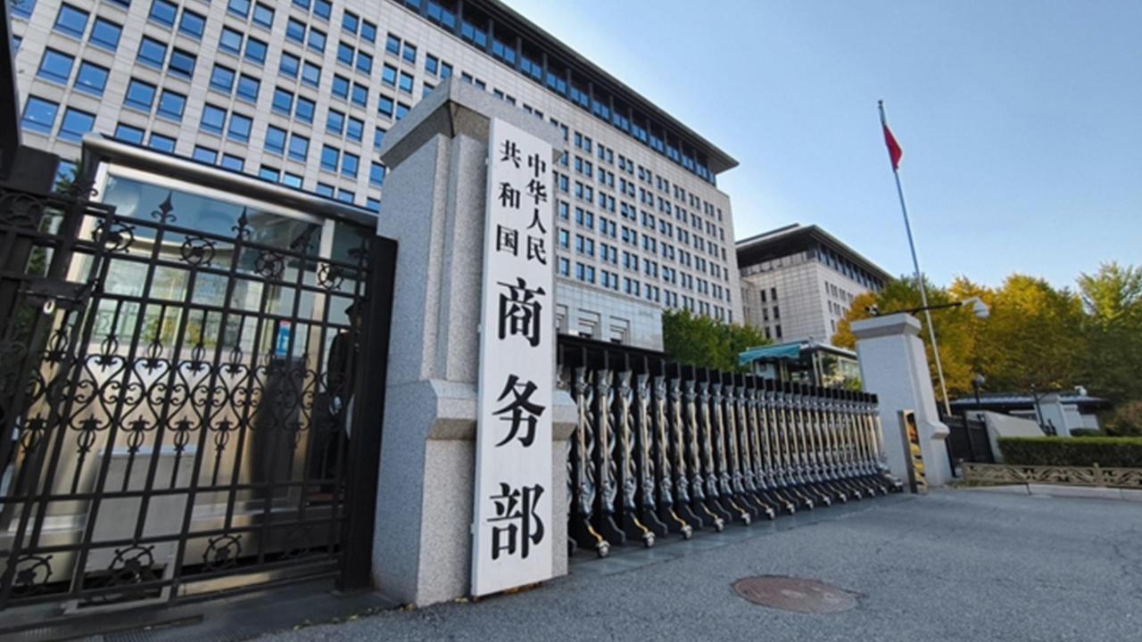 中国五箭齐发反制美国，这一招为何不一般？

特朗普政府最近对中国下手挺狠，先是对