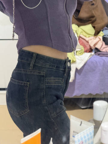 穿高跟鞋练胸腰和扭胯是好看，但是也快噶了 <br />又要戴护腰了<s...