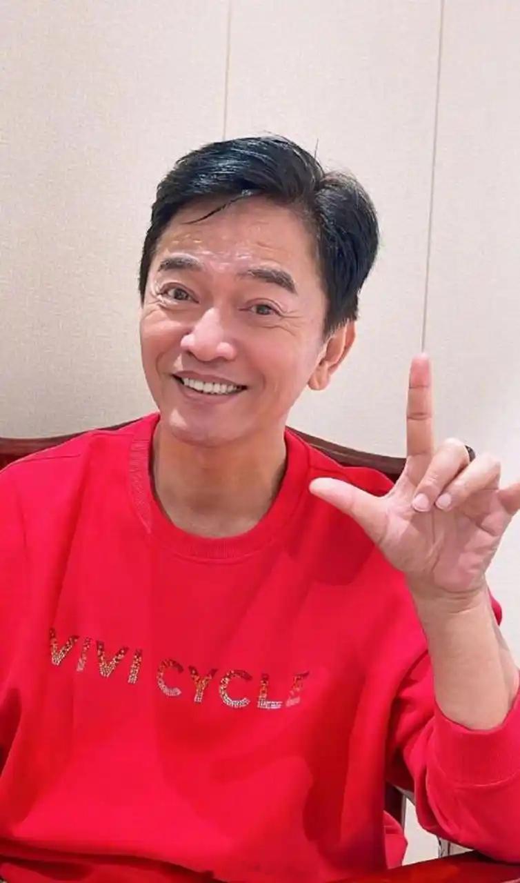 吴宗宪自曝离婚净身出户吴宗宪承认离婚 据台媒，18日出席活动时受访，承认12年前