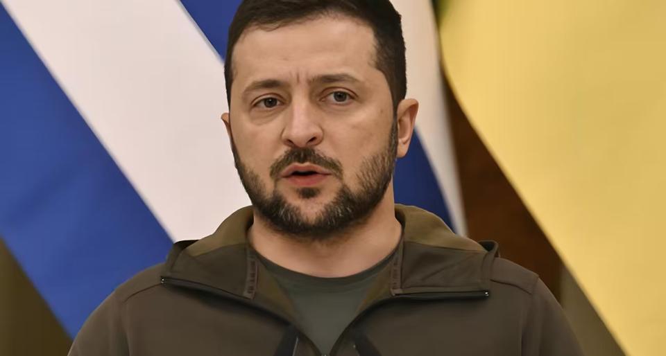 美国可能不再帮助了。泽连斯基在美国受了委屈后，可能是梦醒了，终于打算进行领土谈判