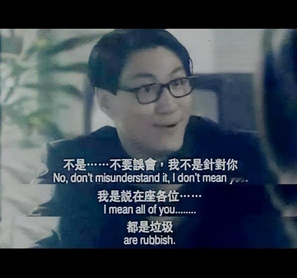 世界大乱局中，唯有老钟坐怀不乱。不参与军备竞赛，是因为暂时没有这个必要，以不到2