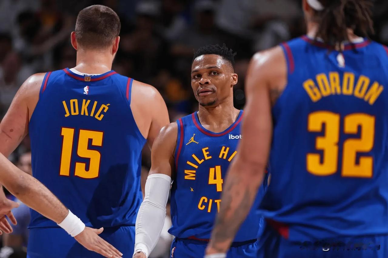 今日的NBA季后赛中，在系列赛的抢七大战里，掘金最终以120 - 101的比分大