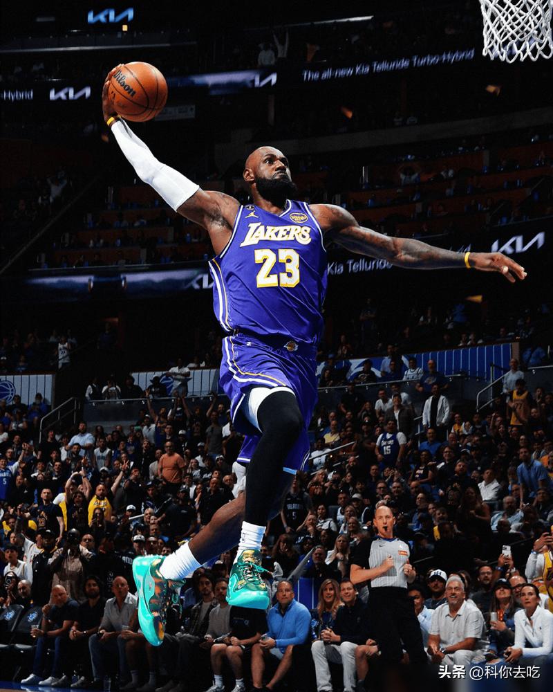 湖人绝杀，勒布朗、东契奇最后竟“隐身”？这球，不是甩锅，是局。
2.6秒，底线