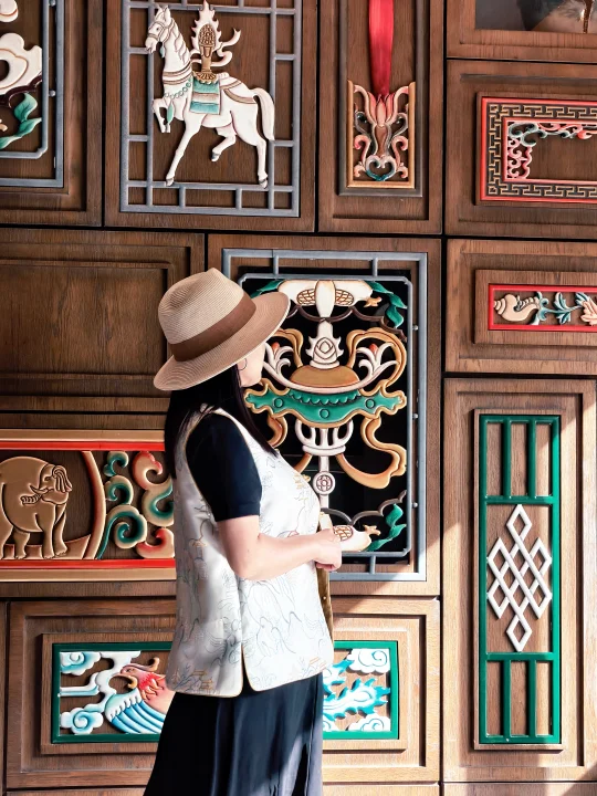 九寨沟不止海子美，还有这个雪山环绕的秘境