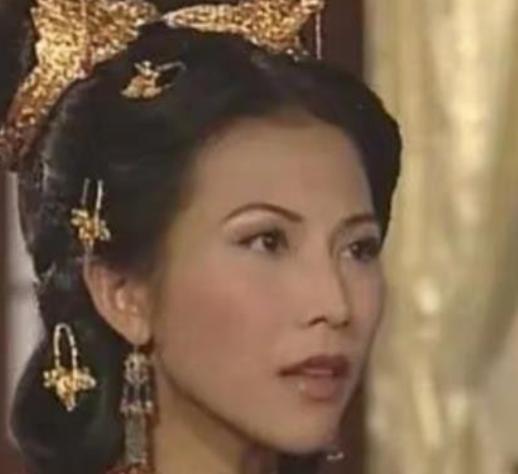 1634年，李自成的大将高杰，趁四下没人，将李自成的媳妇邢夫人拉到暗处，心急火燎