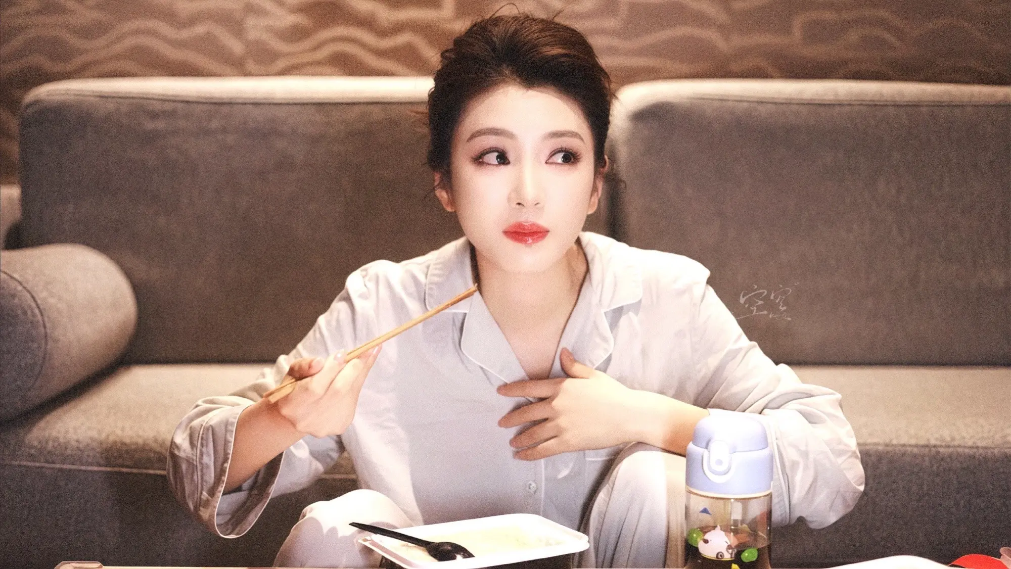 李云朵。