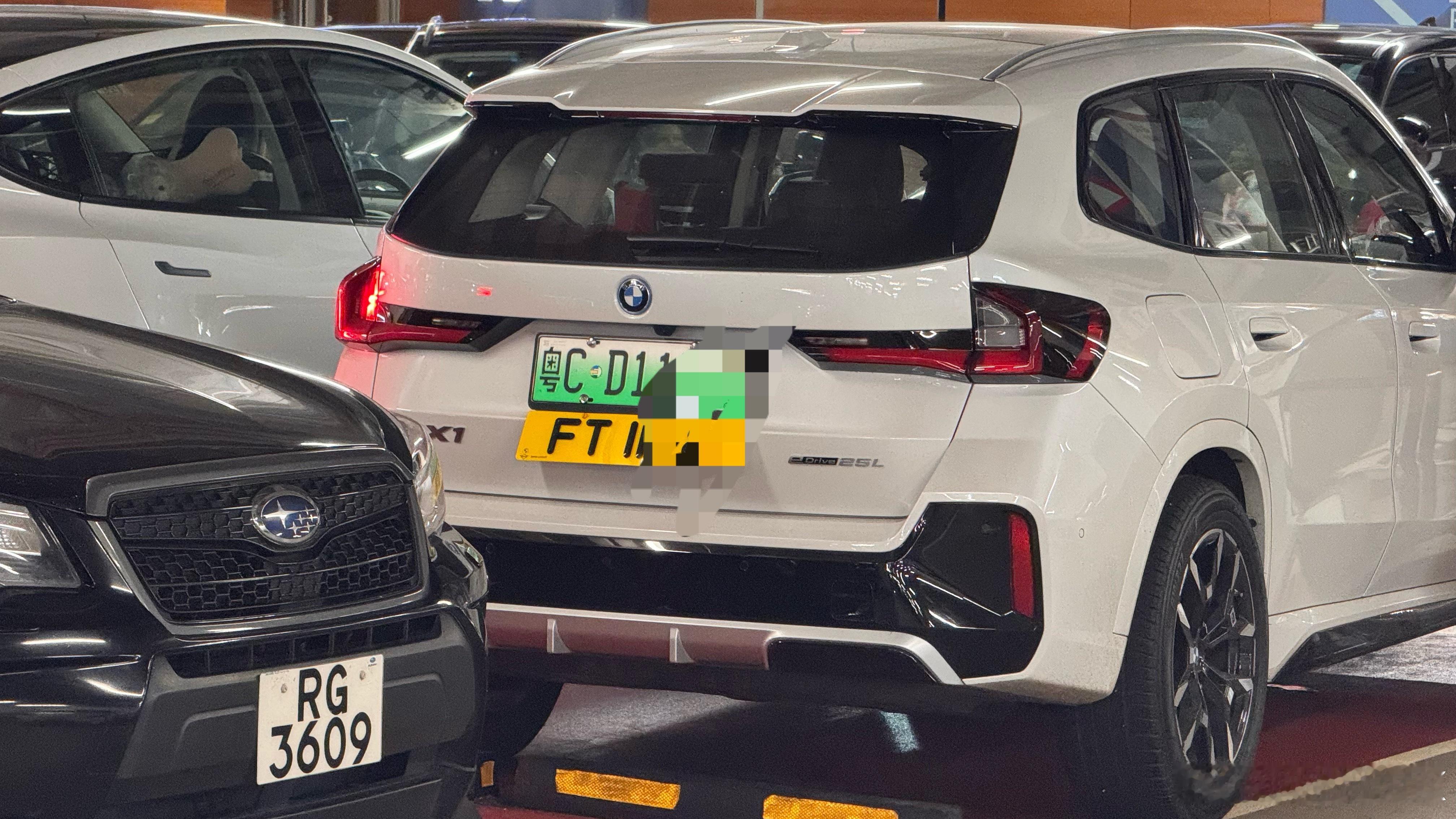 怎么感觉，我是在珠海的商场停车今日基本上“粤车南下”的朋友都集中在圆方停车场一样