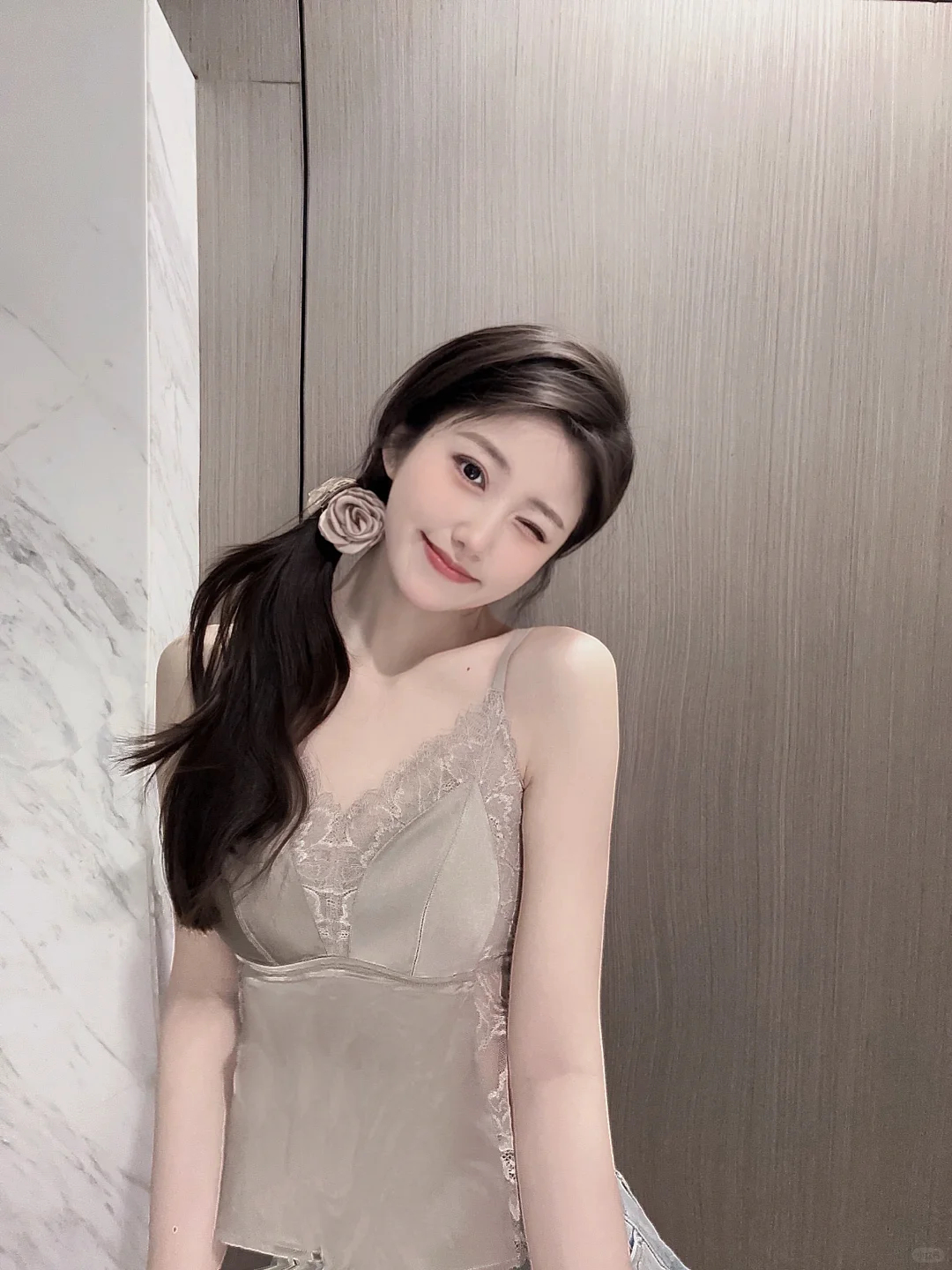 今天穿搭是乖乖女孩～