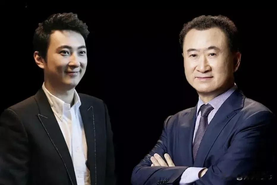 王健林与王思聪
这对国民父子
曾经风光无限
王健林白手起家
缔造万达商业帝国
喊