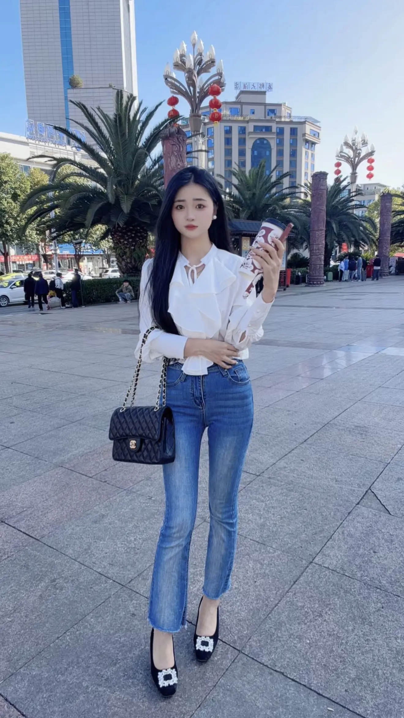 奶茶一杯快乐加倍