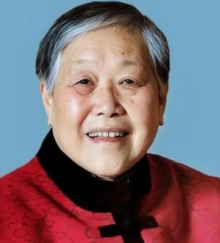 1971年，陕西一个老光棍图便宜，娶了小自己10岁又坐过牢房的女大学生，谁知，几