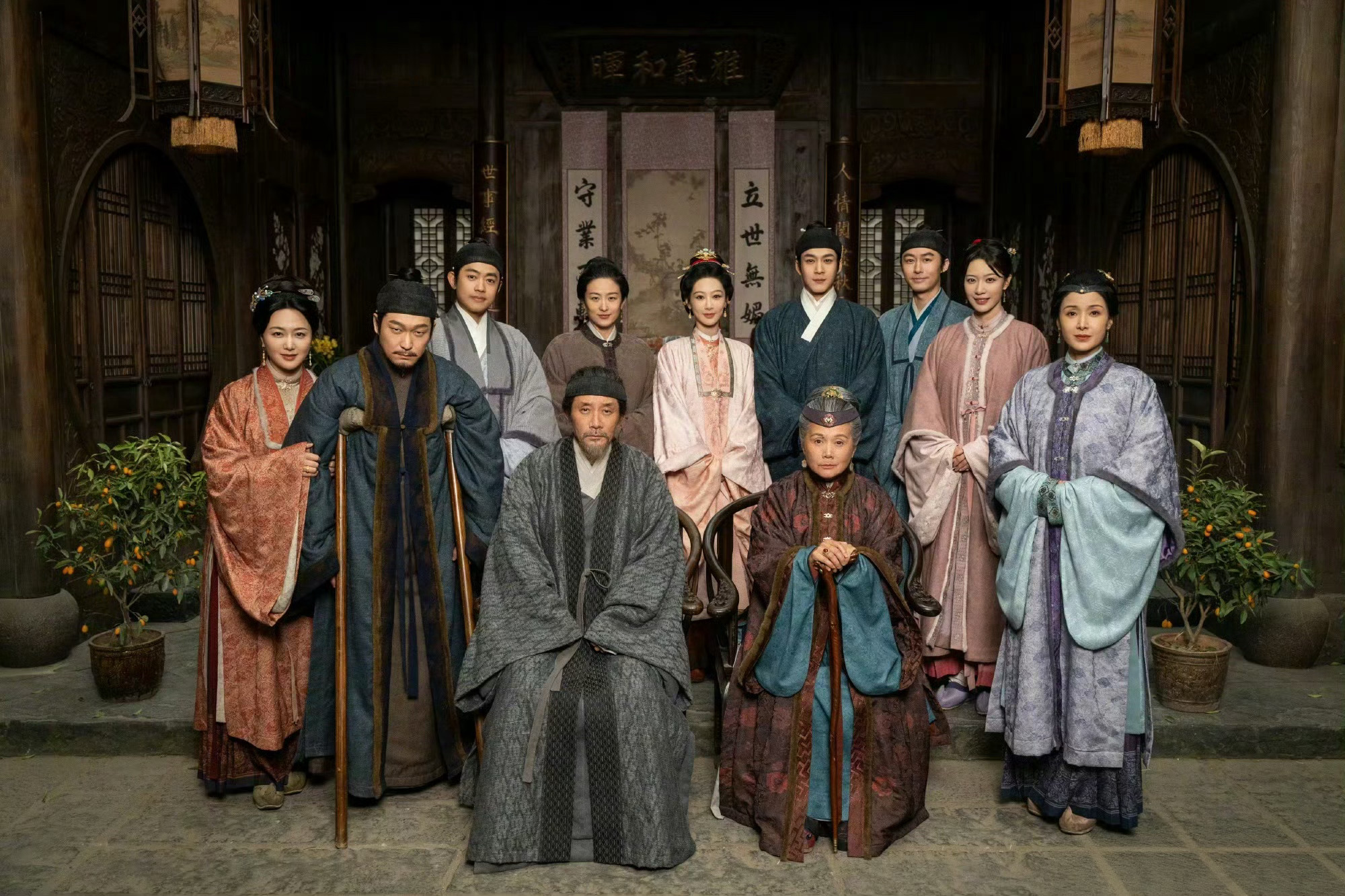 家业连皮肤纹理都看不出来不能因为女演员皮肤好就这样写标题诶，你真的点进去看了吗，