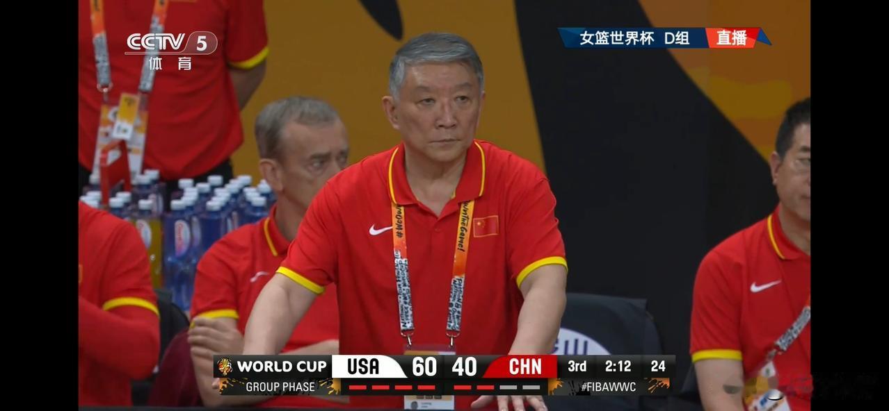 中国女篮都已经打进世界杯八强了，为什么还有很多人不满意呢？老用上届世界杯亚军与本