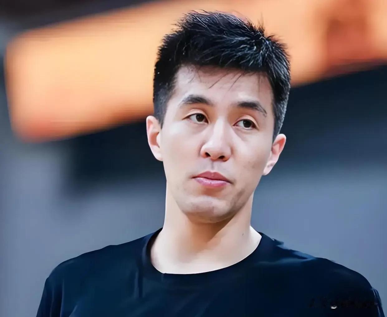 送别！北京时间7月31日，CBA广州男篮宣布了多名球员离队的消息。和此前曝光的消