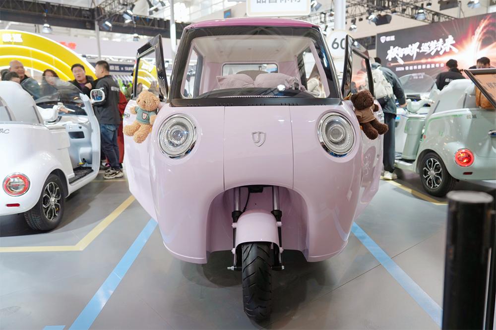 極巡科技推出智能三輪車全矩陣，年內將發70余款新車型