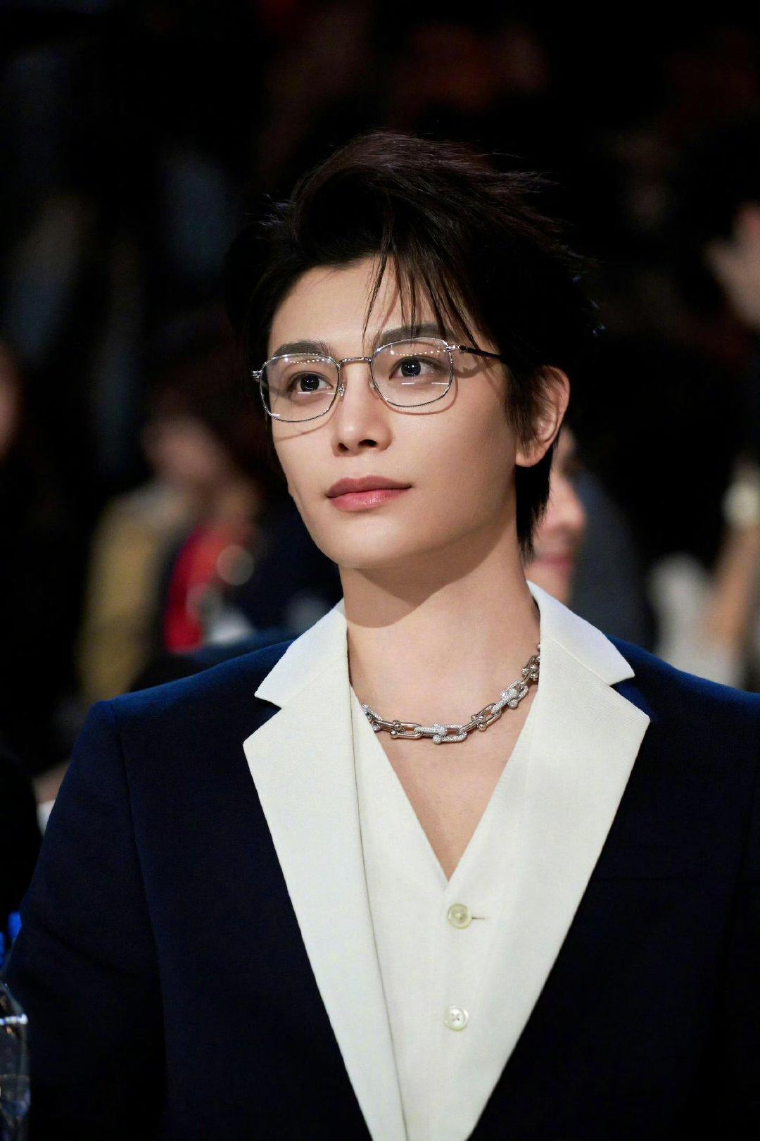 丁禹兮确认不参加跨年晚会丁禹兮确认不参加跨年晚会 