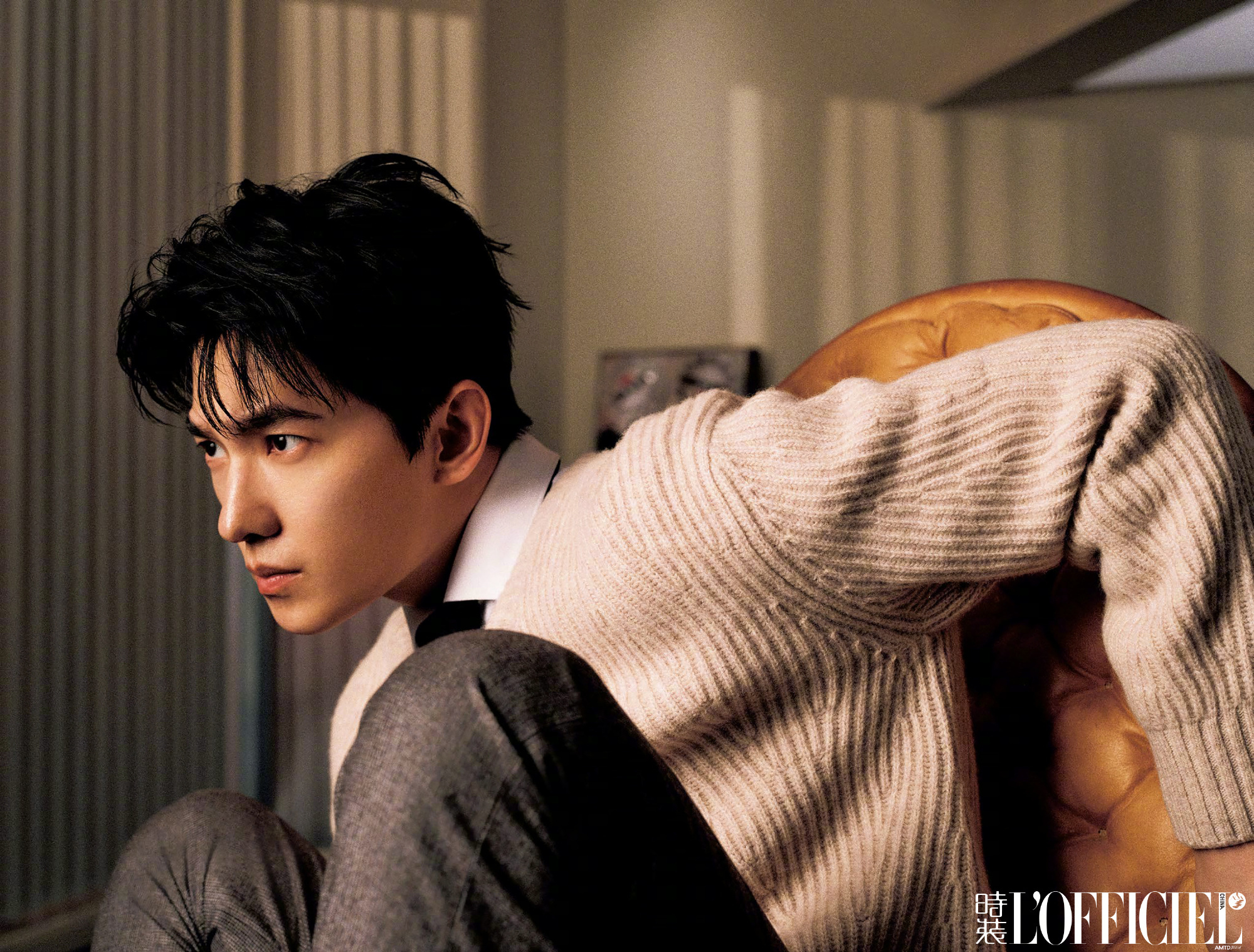 #杨洋[超话]# 杨洋最新六月刊🈶好像我心中那个杨洋真的回来了硬汉潮男[舔屏]