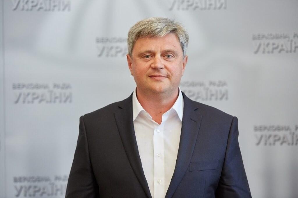 乌克兰国家反腐败局（НАБУ）与特别反腐败检察官办公室（САП）曝光一起议员贪腐