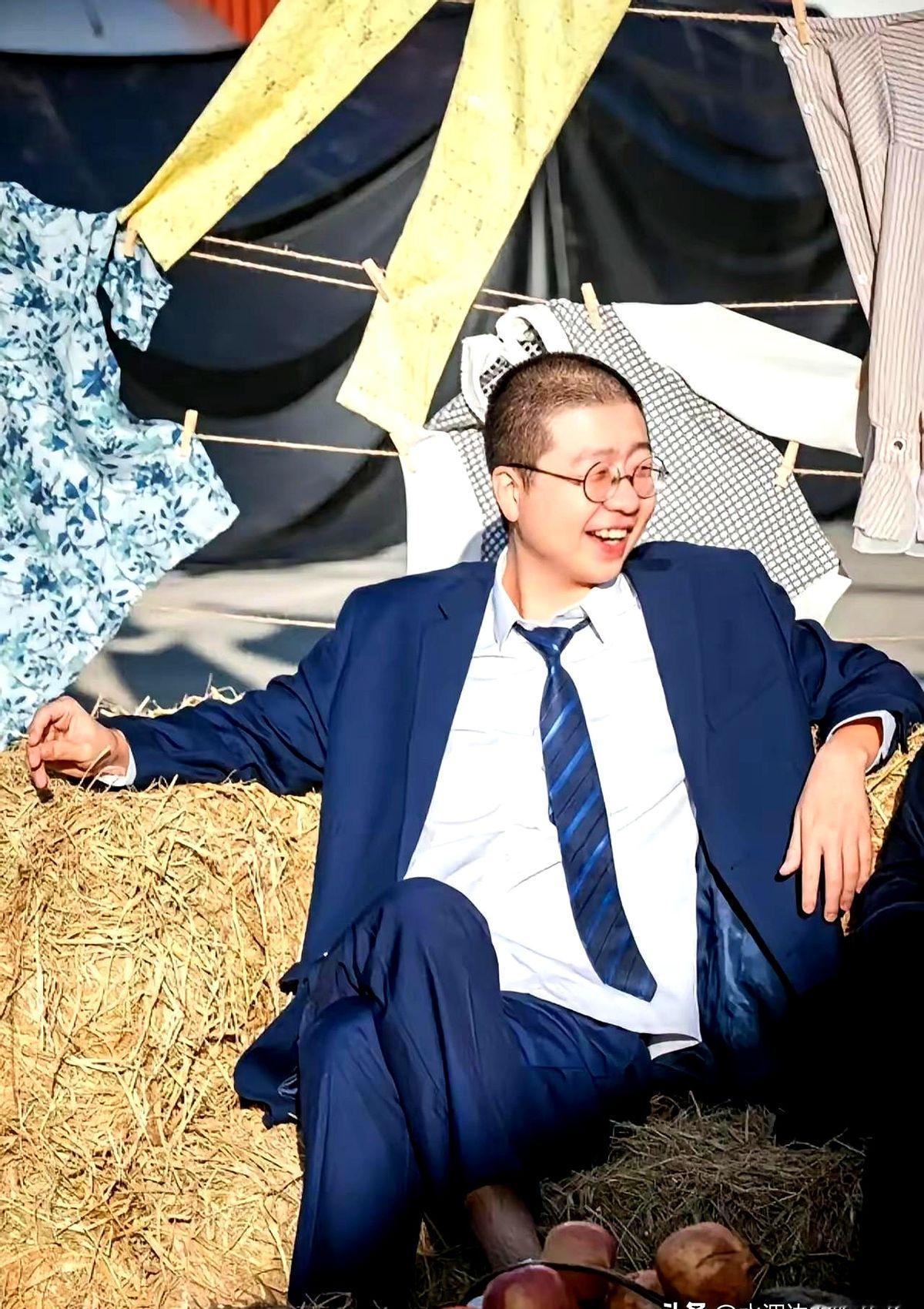 李诞真是不鸣则已，一鸣惊人！

这次他在直播里给出的建议直戳不少女生心事，涉及别