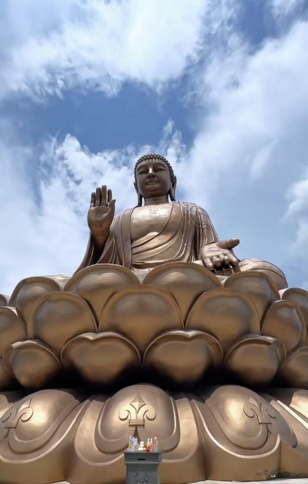 原创随手拍之（2832）
吉林省敦化市六鼎山风景区。
坐落于敦化市南郊约3公里，