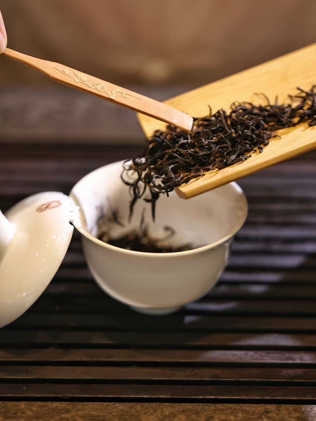 降温天，与热茶为伴，胃暖，心也甜。 