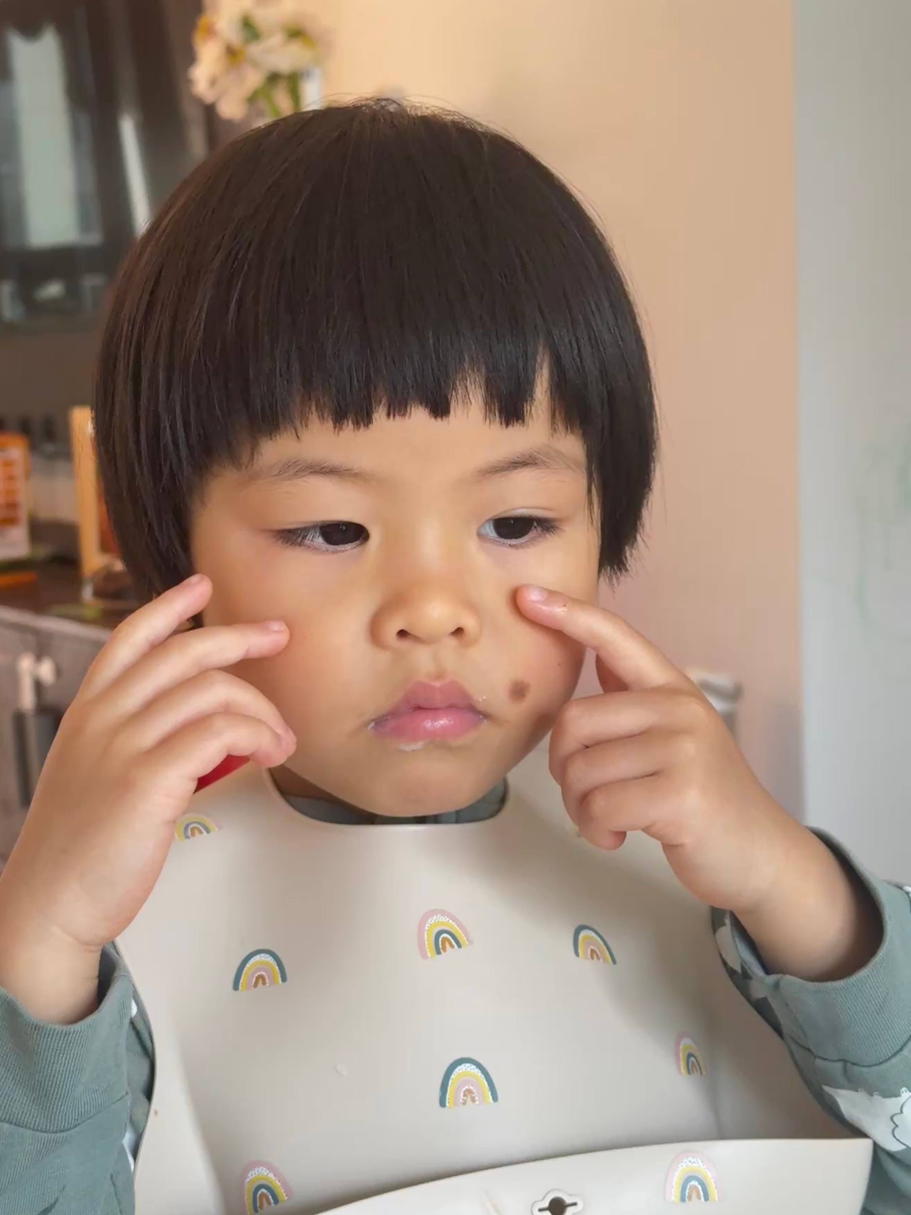 球宝模仿秀图一模仿旅蛙图二模仿我我在孩子眼里是这样的 