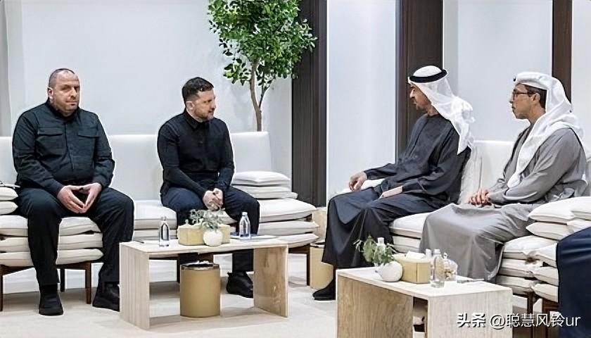 泽连斯基说，由于美俄对谈判地点的立场，感觉乌克兰才是外交进程中的调解人，而不是冲