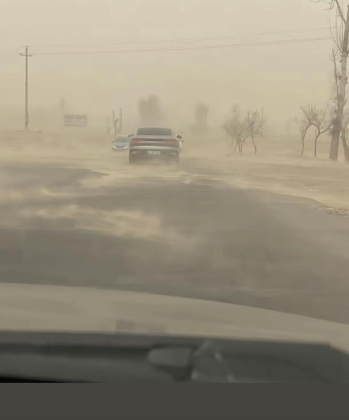 刮风不带土 不叫内蒙古 六斤风 八斤土白天不够夜里补 welcometo内蒙古
