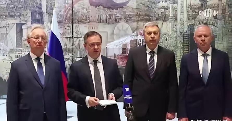 谁能想到，闹了四年多的俄乌冲突，竟然被一场突如其来的“破冰会谈”彻底搅动了。
