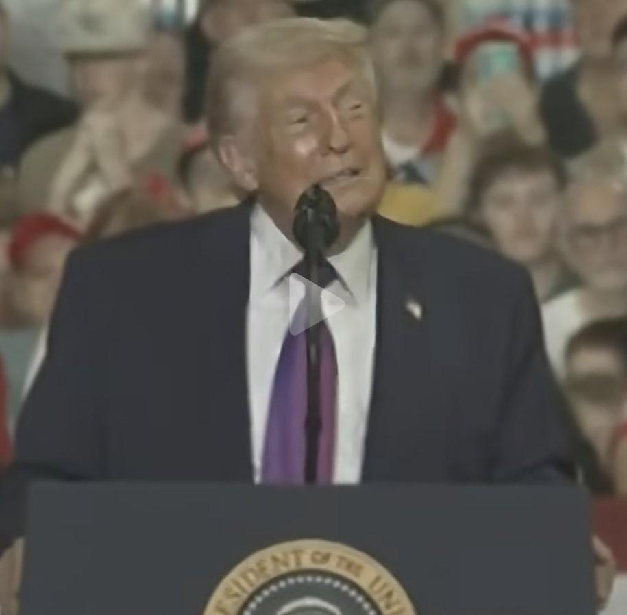 特朗普宣称暂时不考虑与伊朗的停火计划，他表示已摧毁了伊朗的哈尔克岛，但保留了岛上