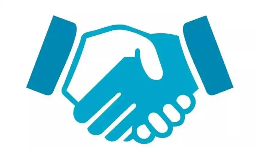 丰田铂智7MoLA大模型首测 合资大厂联手中国科技，昔日车机短板逆袭，流畅指数突