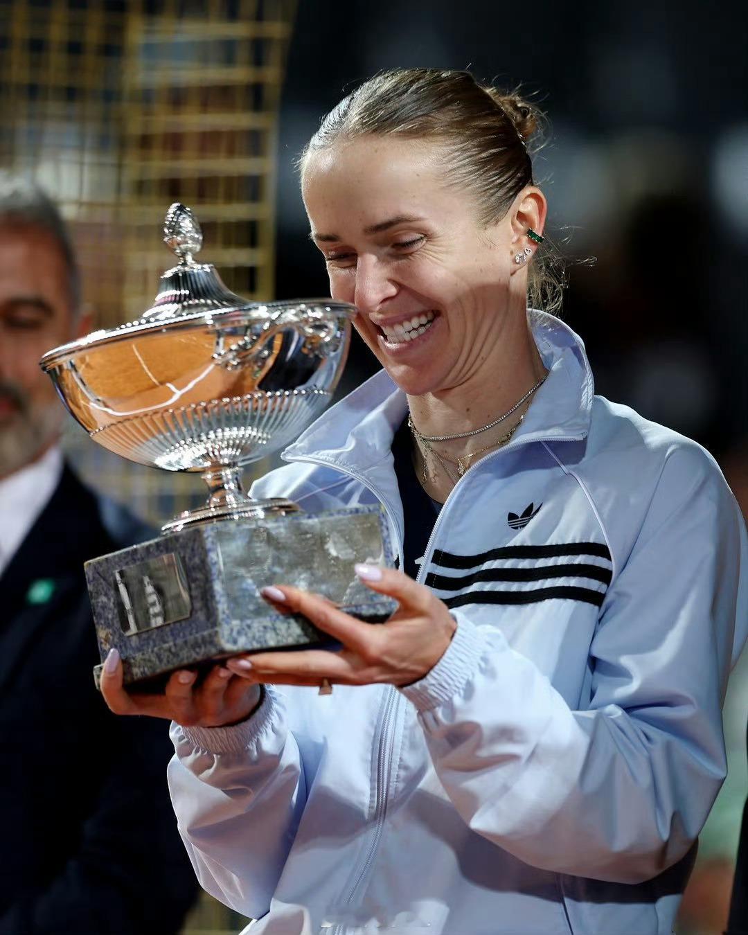 预测下斯维托丽娜今年法网成绩是__？网球talking大会wta