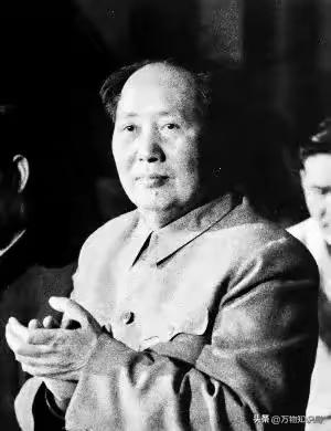 时隔23年重逢，毛主席一句话，道尽中国翻天覆地的巨变
 
谁能想到？一位外国友人