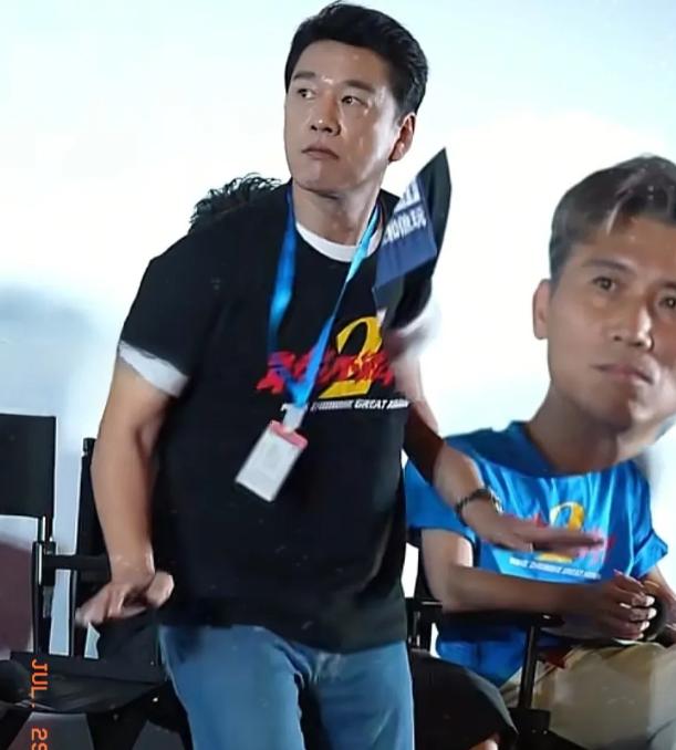 真心搞不懂， 到底是谁发掘了王耀庆， 不管任何时候，任何场合，他都能轻松的放飞自