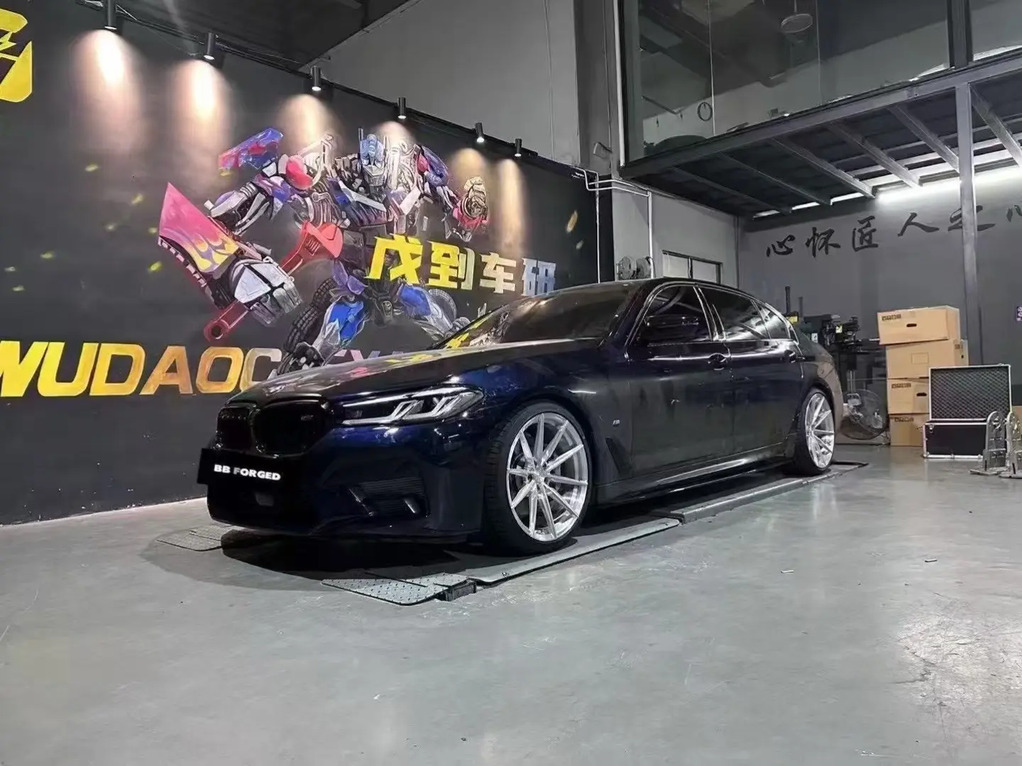 确实帅的太过分