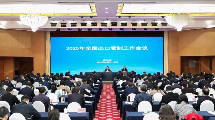 很多人看不懂一件事：日本嘴上叫嚣强硬反制，转头被我方三问怼到闭麦。看似一场普通经