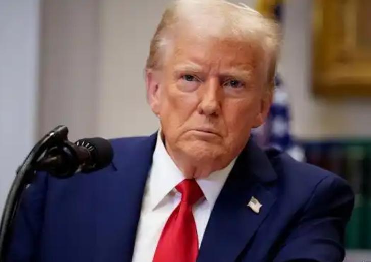 特朗普直接否决了美军夺取伊朗哈尔克岛的计划！

4月19日，据《华尔街日报》的消