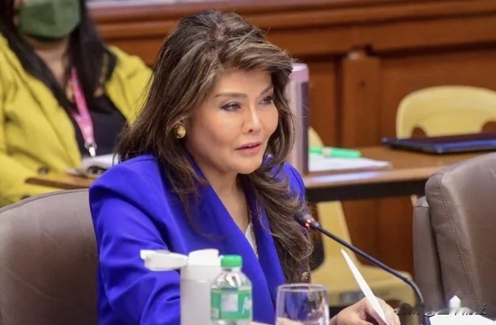 周三，菲律宾参议员伊梅.马科斯称，针对参议员晶贵•埃斯特拉达、乔尔•维拉纽瓦和前