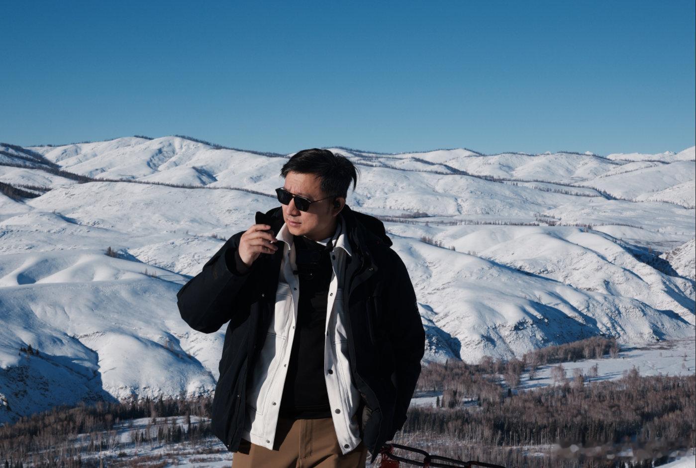 拖了半个月最后还是剪出来了1434个素材，323G的内存差点把我的电脑拉爆了早上