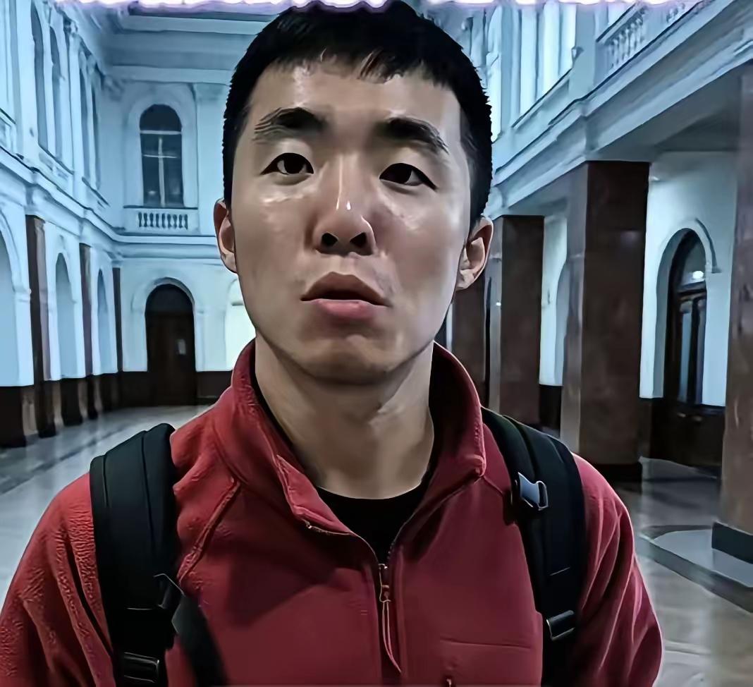 遣返只是第一步，肄业加“全网认得”才是死结！陈宇昕往后怎么活？

陈宇昕被遣返这